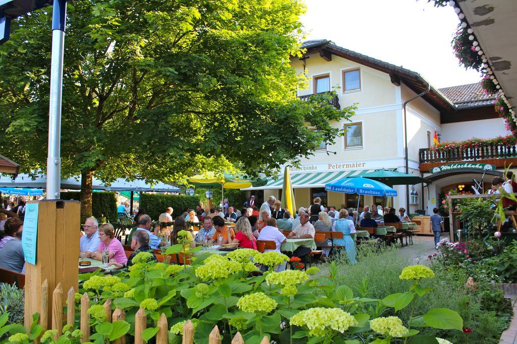 Land-Gut-Hotel Gasthof Waldschaenke Altfraunhofen Exterior photo